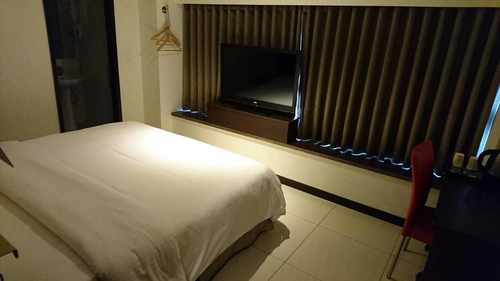 Bravo Hotel Taichung Exterior foto
